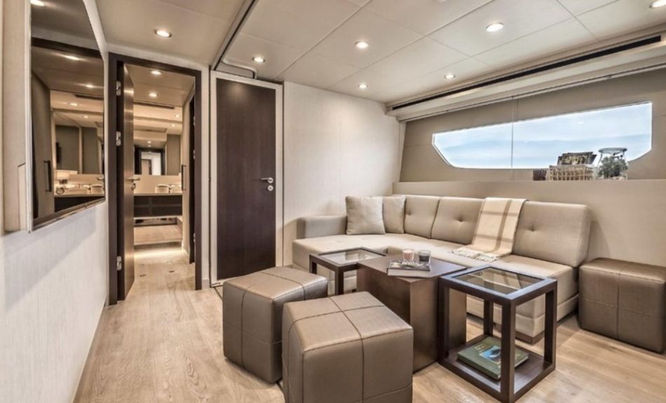 Dolce-Vita-105-FT-Yacht5