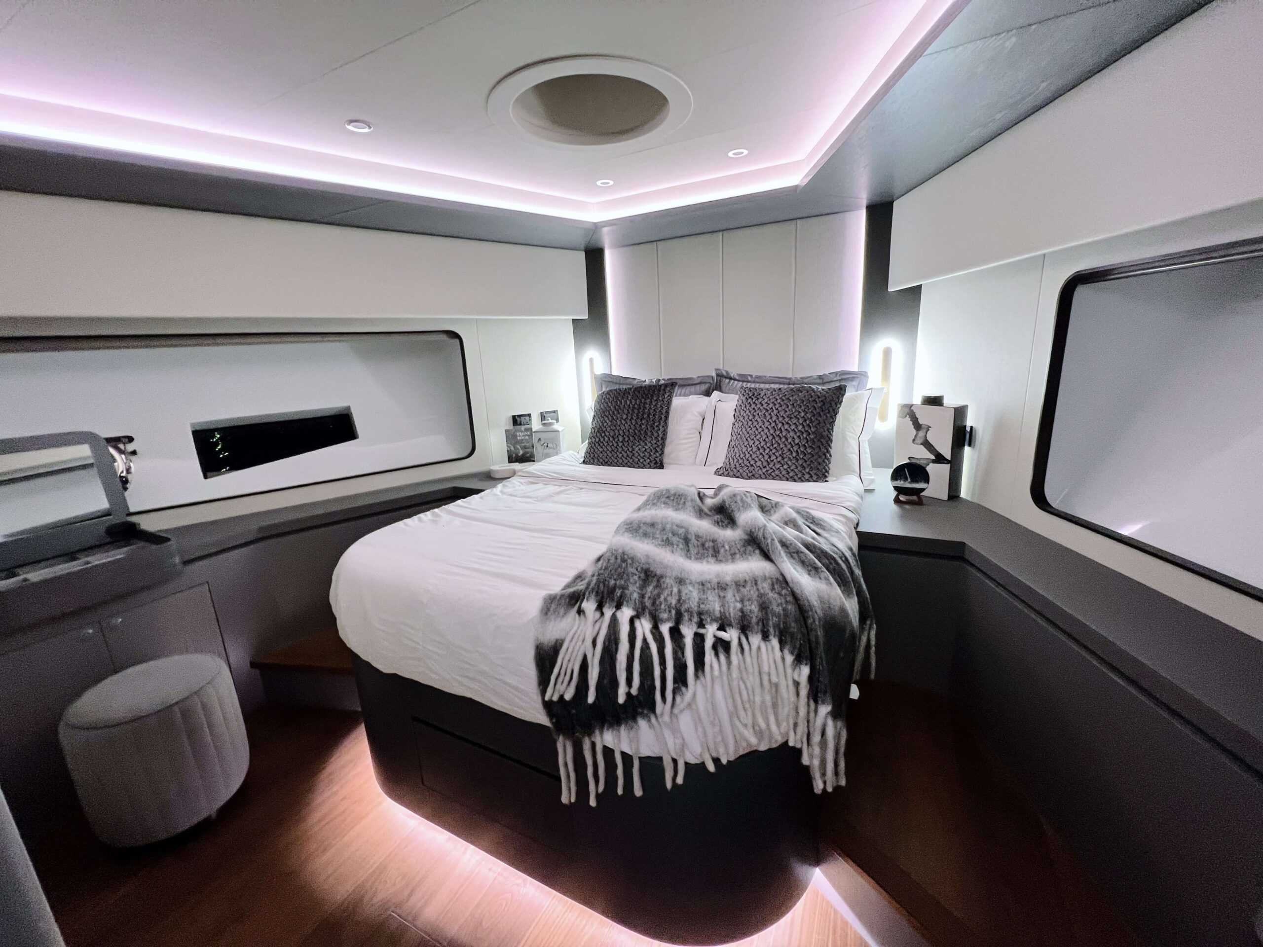 349e9dfe-3ad4-48a6-9e22-c01d6fcb3287