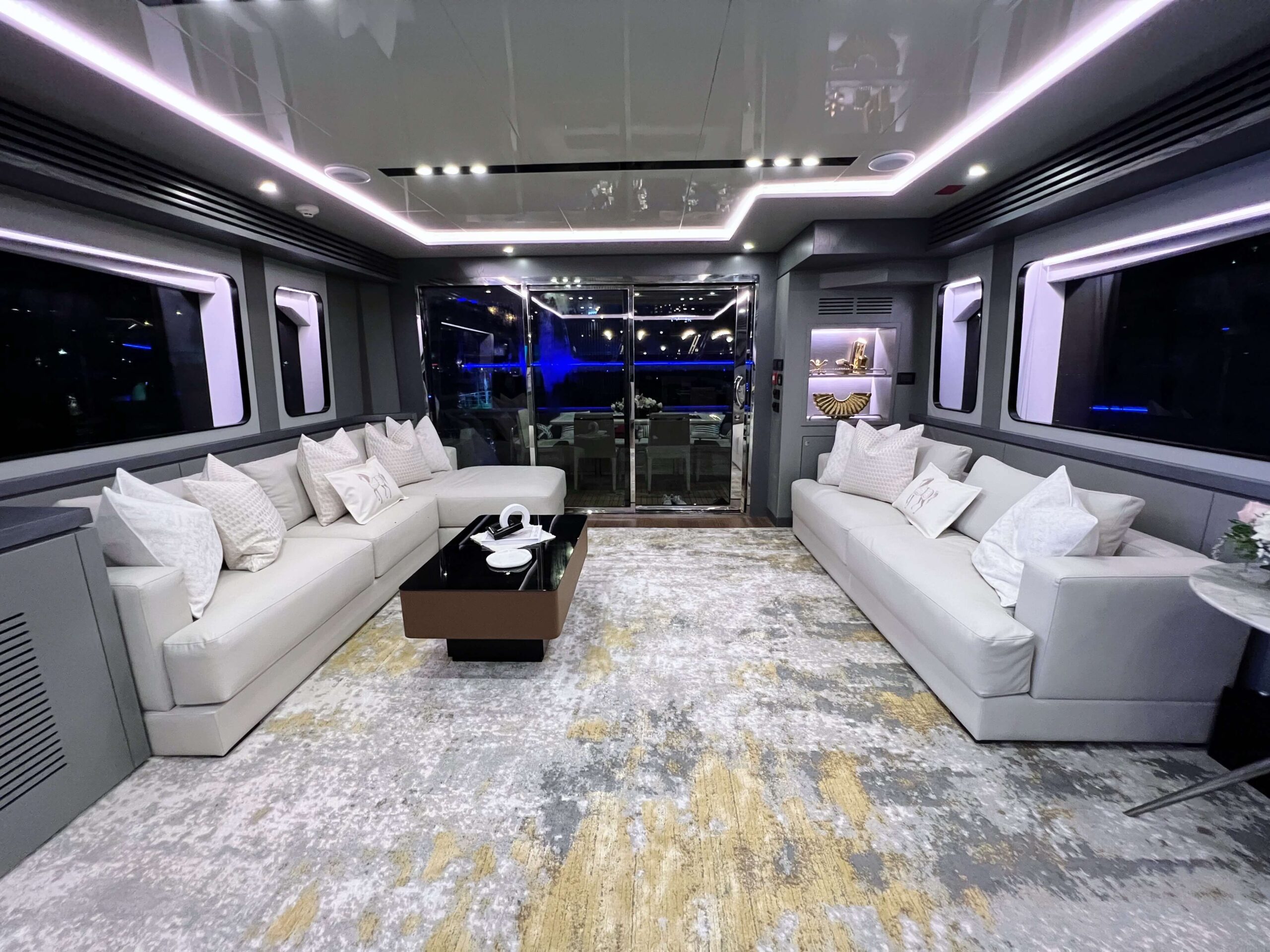 aa976639-cdc6-4671-b759-5607159db8d5